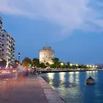 Διαμέρισμα D *